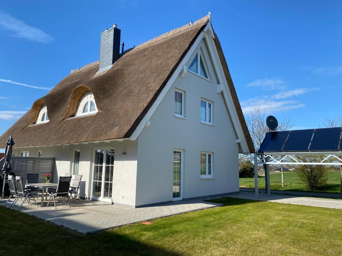 Reetdachhaus Salzhaff Villa Pepelow Luaran gambar